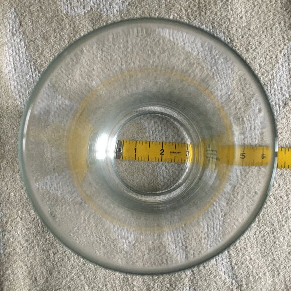 Small Glass Bulb Flower Vase - Picture 4 of 7